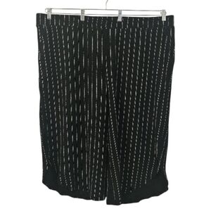 Black and White Penningtons Striped Pull-On Gaucho Pants
